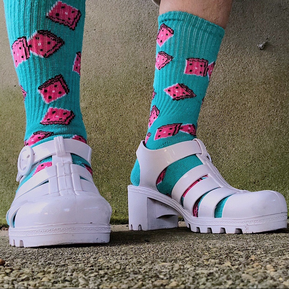 AMERICAN APPAREL JELLY SANDALS